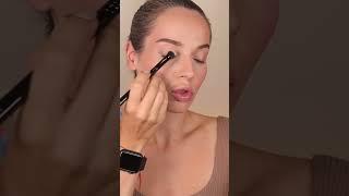 Самая нежная нюдовая палетка Tammy Tanuka "Дивноглазый Блудный Кот"