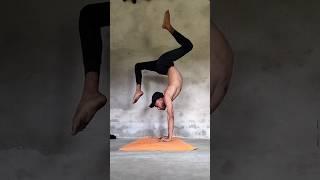 press handstand challenge #shorts #ashortaday #viral #ftech36