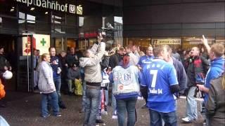 FLE   S04 BvB Fans am Hbf