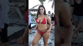 ASHLEY GRAHAM #SISWIM | VIDEO - MP4 4K