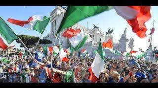 Italian Football Fans Sing Their National Anthem (L'inno di Mameli) Euro 2016