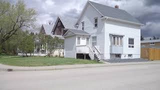 Life in Moose Jaw City. Saskatchewan Province in Canada. Tour of Home/Houses/Property.