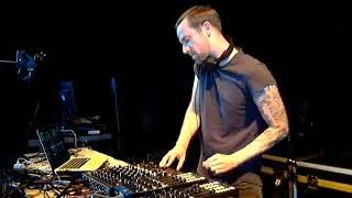 Carlo Ruetz - Live Demonstration PLAYdifferently Model1