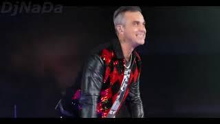 Robbie Williams and Taylor Swift Angels live at Wembley