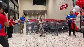 H-E-B officially opens new Pflugerville store