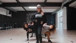 BAD BREED - Laure Courtellemont choreography - Intensive Workshop