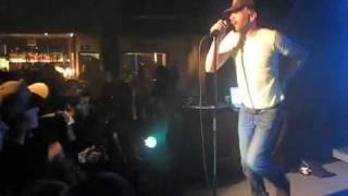 02 - I Look Good - LIVE @ DEBASER