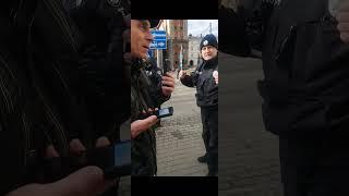  А ти за кого тримаєш?  Напиши в коментарях  #справедливість #правалюдини #грізлі #андрійЖ #остапС
