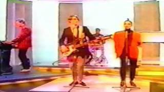 The Style Council - Walls Come Tumbling Down