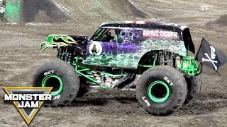 Grave Digger | Adam Anderson winning Freestyle | Monster Jam Anaheim 2019 | Monster Jam