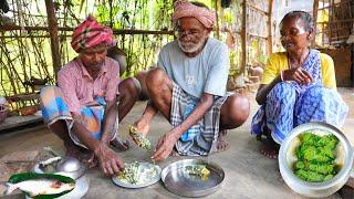 STEAMED PANGAS FISH RECIPE|village style big pangas fish recipe using bottle gourd leaf in boil rice