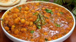 Cooking an easy chickpeas recipe that tasted beyond my expectations  TASTY with rice or bread!