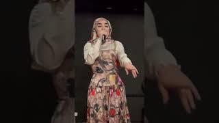 Амалия Устарханова Чеченка красиво поёт 