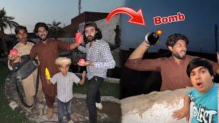 Sw Pet House Ky Mini Zoo Py Hamla Kar Diya   Qasai Don Kaha Gum Ho Gya 