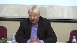 Василий Жарков, Андрей Захаров: Актуальная классика и современная политика