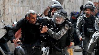 Palestinians, Israeli police clash at al-Aqsa Mosque in Jerusalem ahead of Jewish nationalist march