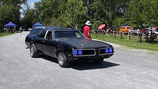 'That 70s Show' Custom All-Black Oldsmobile Vista Cruiser/ 72 Chevelle SS