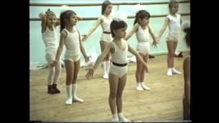 Class in Kharkov Ballet School, 1990, 5-years old Valerie Bielchenkova (Валерия Бельченкова)