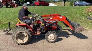 Allis-Chalmers 5015 Tractor