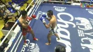 Professional Muay Thai Boxing from Lumphinee Stadium on 2014-10-25 at 11 pm