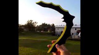 Batarang boomerang with new design and flight