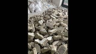 Демонтаж стяжки пола от застройщика #демонтажныеработы #ремонт #стройка #демонтажзданий