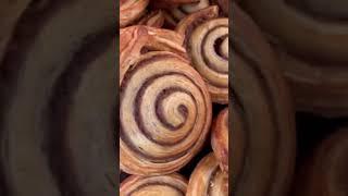 My favourite treat Cinnamon swirls #shorts#treats#snack#eat#enjoy #sweet#creative #pastry #europe￼