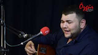 Eren Özütemiz  - El Ediyi El Ediyi & Bir Selam Sal Sabah Olsun ( Radyo Özgür - Canlı Performans )