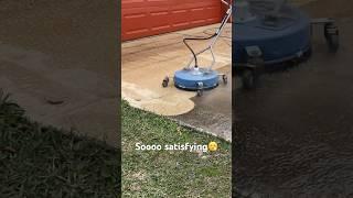 Check out the full video‼️ Like Comment and Subscribe🩵🫧 #drivewaycleaning #pressurewashing