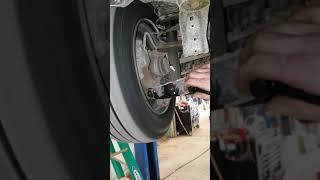 Diagnosis of a bad wheel bearing