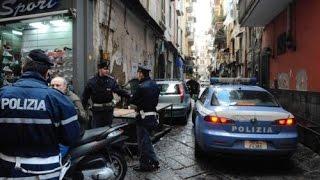 Polizia e Criminalità a Napoli (Doc)