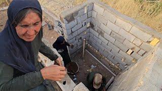 "Grandma's Heroism: Building a Dream Garden Bath with the Help of a Master Builder"