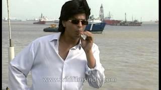 Shahrukh Khan smokes during interview, discards cigarette and matches in Arabian Sea