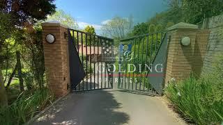 4 bedroom house for sale in Kloof | Pam Golding Properties