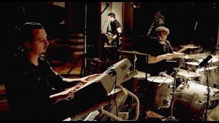 Broilers - »Verdammte Stille« (Outback Session)