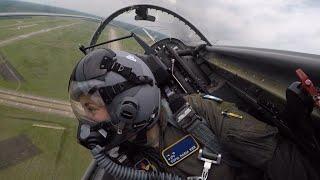 Primera piloto de un avión de combate en Argentina Teniente Sofía Vier