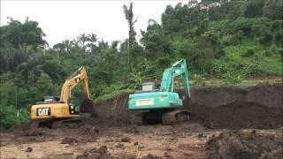 Face to Face Comparison Test CAT 320D2 and Kobelco SK200-8