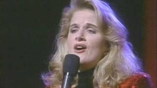 Trisha Yearwood - Sweet Little Jesus Boy