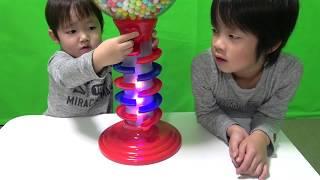 ガムボールマシーンで英語の色Learn Colors with Gumball Candy for  kids Song Nursery Rhymes