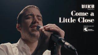 Come a little close // VIKB (Videoclip Oficial) Victor Bravo