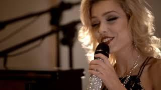 Sarah Louise - Rolling In The Deep