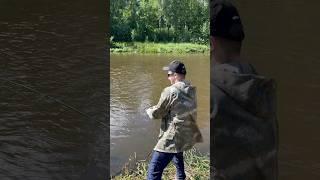 Словили щуку на фидер #fishing #беларусь #рыбалка #спиннинг#рыба #приколы