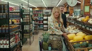 "Market" Discover it® Card Benefits :30 Commercial featuring Jennifer Coolidge