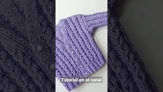 cómo tejer un cardigan de ochos para niña a dos agujas lavanda o lila