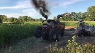 IHC 1455 beim Erdefahren