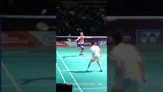 Taufik Hidayat vs Xue Song Amazing Rally!