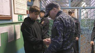 Наркокладовщика отловили в лесу с поличным