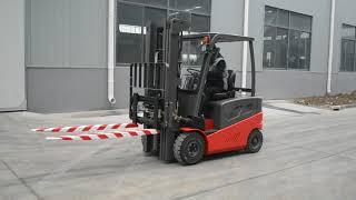 TK series 4 wheel electric forklift with fork positioner