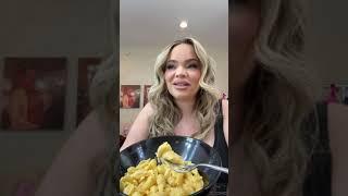 Trisha Paytas Eats Homemade Pasta | Comfort Food Heaven!