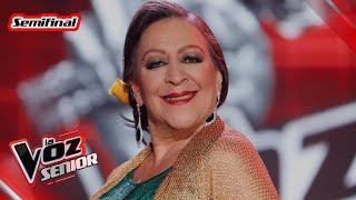 Gloria Elena canta 'Volver' en la semifinal | La Voz Senior 2022